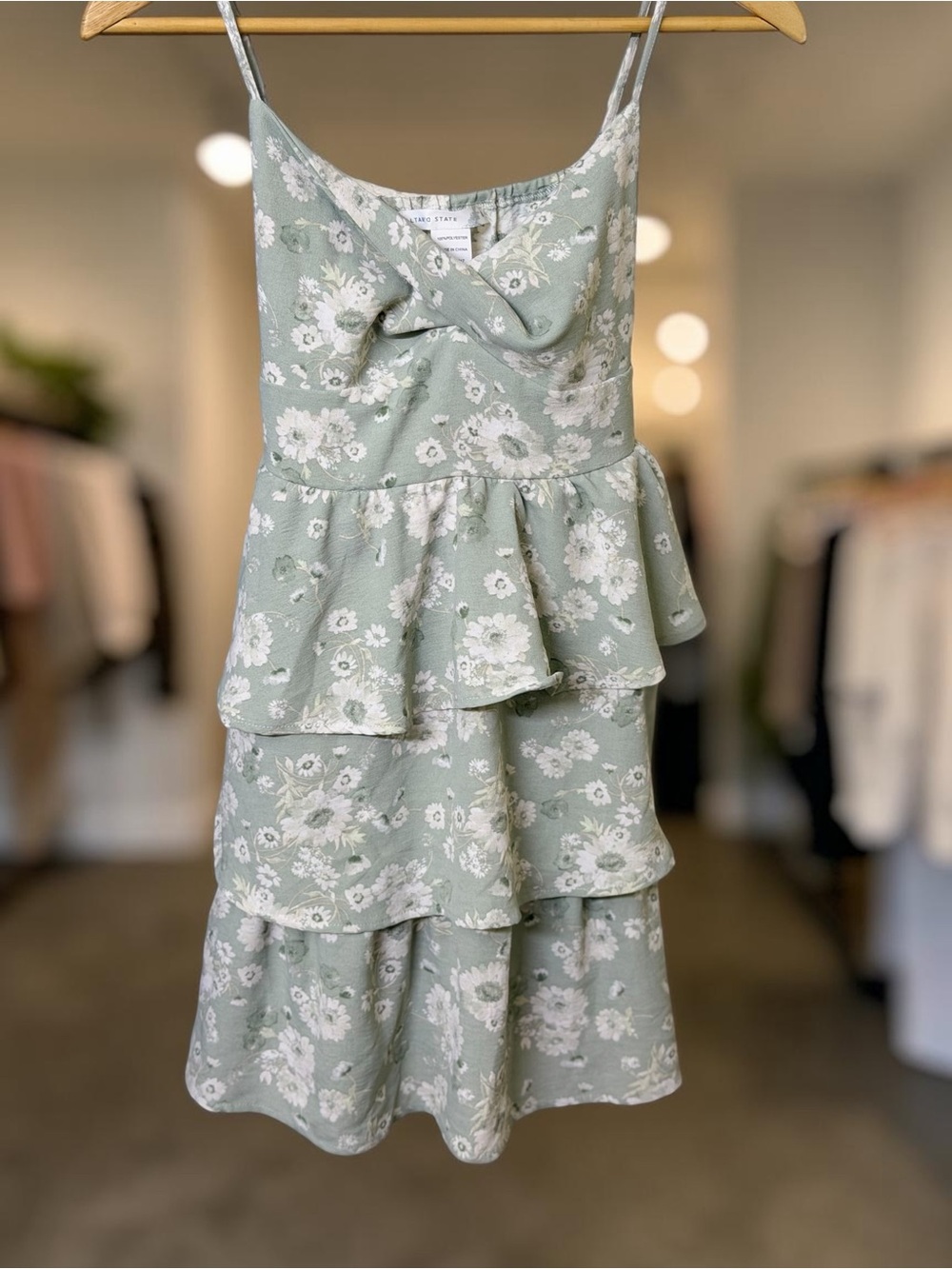Altar'd State Tara Sage Green Floral Twist Tiered Ruffle ✨Regencycore✨ Mini NWT - Picture 5 of 14